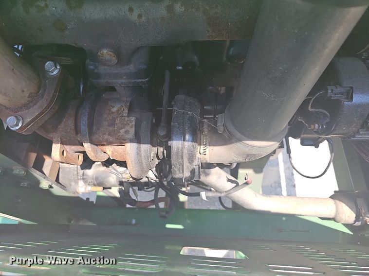 image for item DR3415 2013 Bandit 1590XP  wood chipper