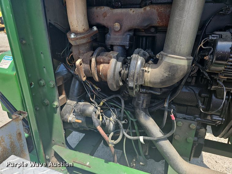 image for item DR3415 2013 Bandit 1590XP  wood chipper