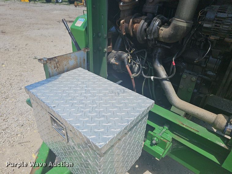 image for item DR3415 2013 Bandit 1590XP  wood chipper