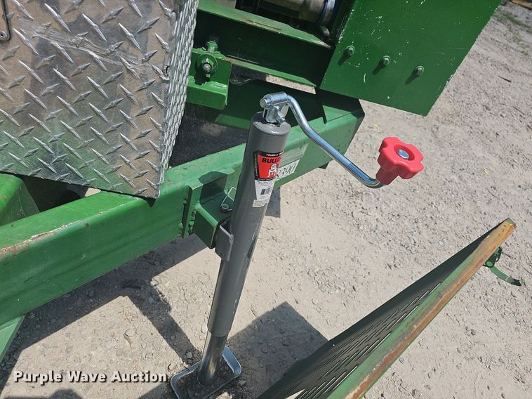 image for item DR3415 2013 Bandit 1590XP  wood chipper