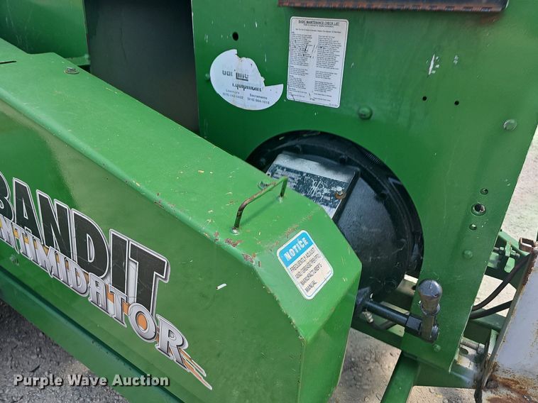 image for item DR3415 2013 Bandit 1590XP  wood chipper