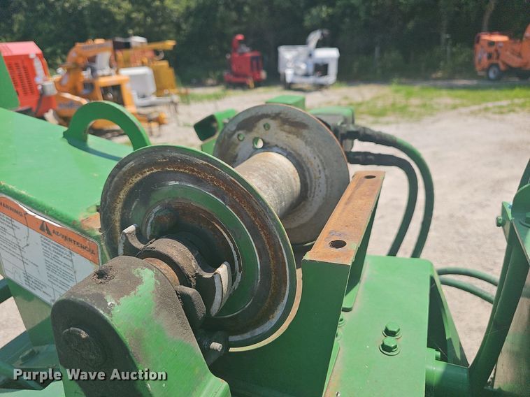 image for item DR3415 2013 Bandit 1590XP  wood chipper