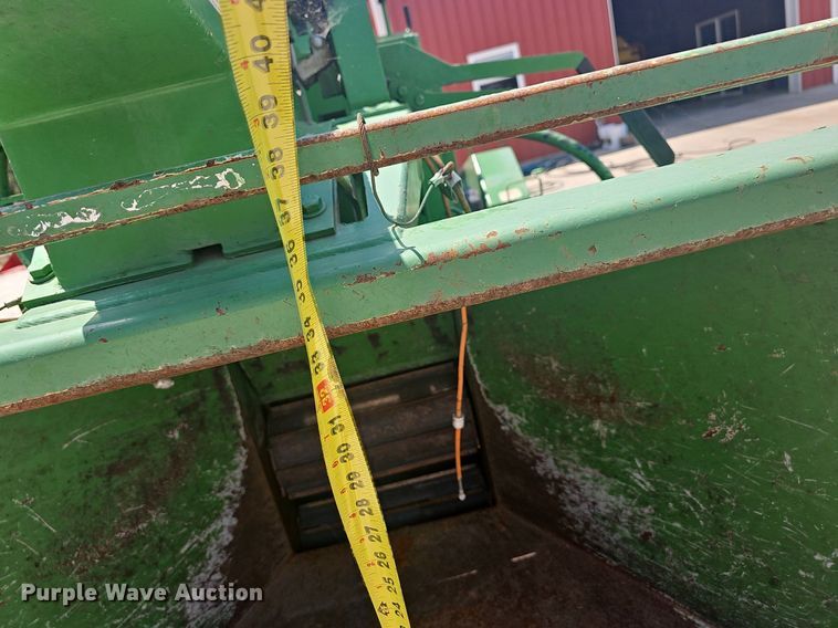 image for item DR3415 2013 Bandit 1590XP  wood chipper