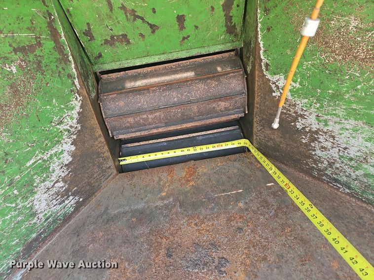 image for item DR3415 2013 Bandit 1590XP  wood chipper