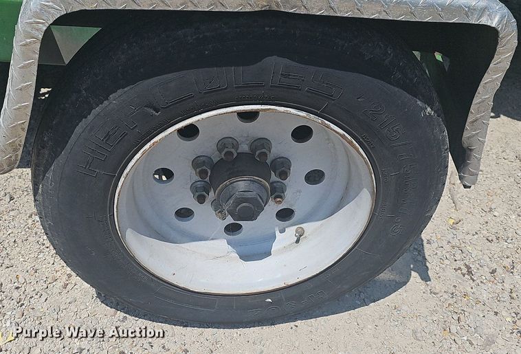 image for item DR3415 2013 Bandit 1590XP  wood chipper