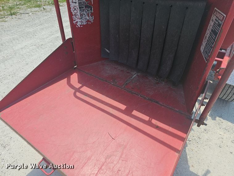 image for item DR3417 2011 Altec DC-1317  wood chipper