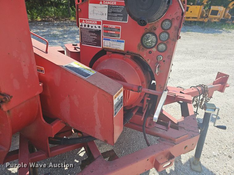 image for item DR3419 2011 Altec DC912A  wood chipper