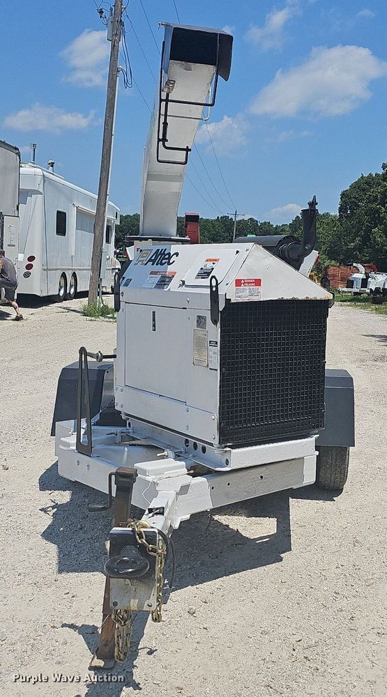 image for item DR3420 2011 Altec DC-1317  wood chipper