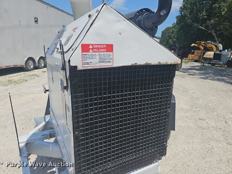 image for item DR3420 2011 Altec DC-1317  wood chipper