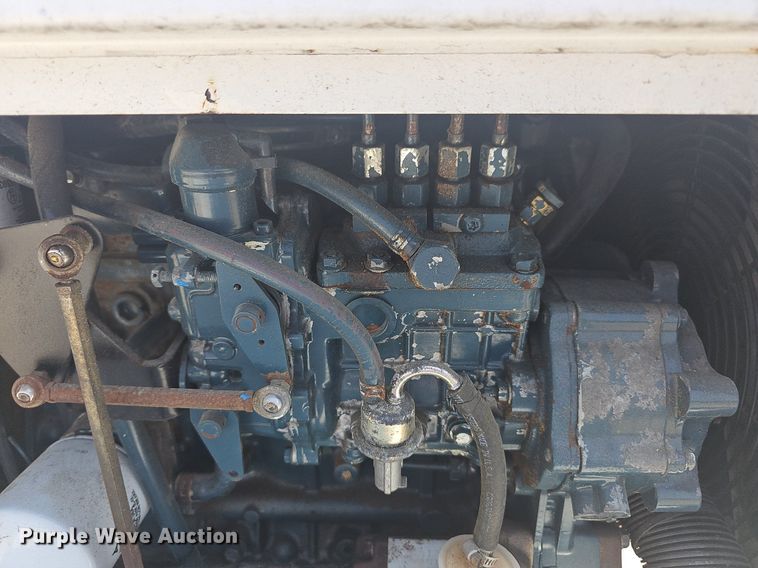 image for item DR3420 2011 Altec DC-1317  wood chipper