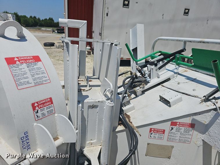 image for item DR3420 2011 Altec DC-1317  wood chipper