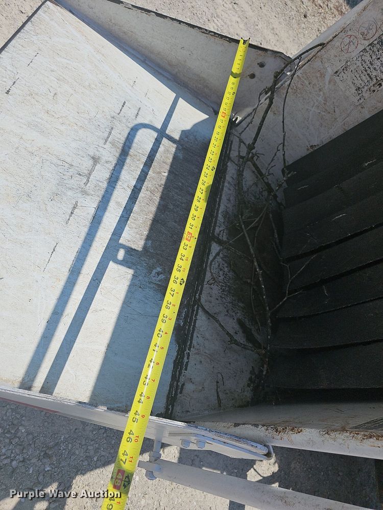 image for item DR3420 2011 Altec DC-1317  wood chipper