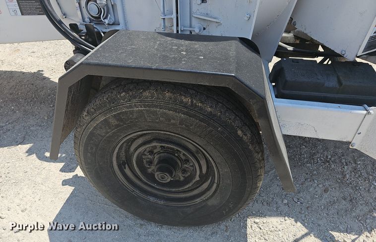 image for item DR3420 2011 Altec DC-1317  wood chipper