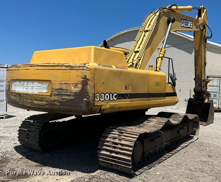 image for item DR7446 2000 John Deere 330LC  excavator