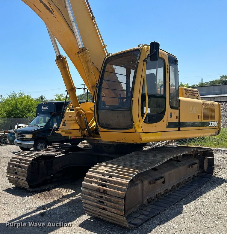 image for item DR7446 2000 John Deere 330LC  excavator