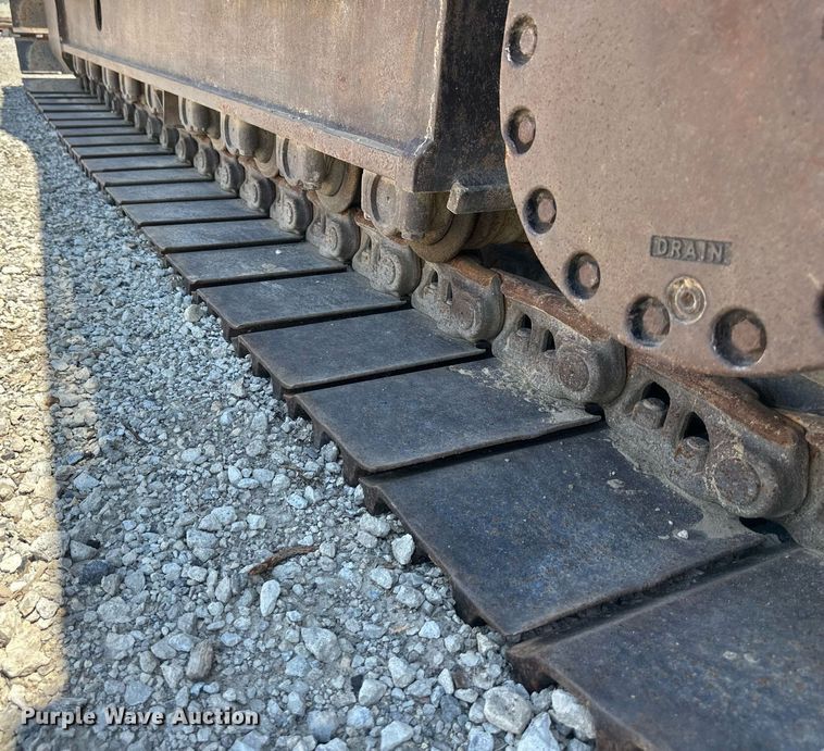 image for item DR7446 2000 John Deere 330LC  excavator