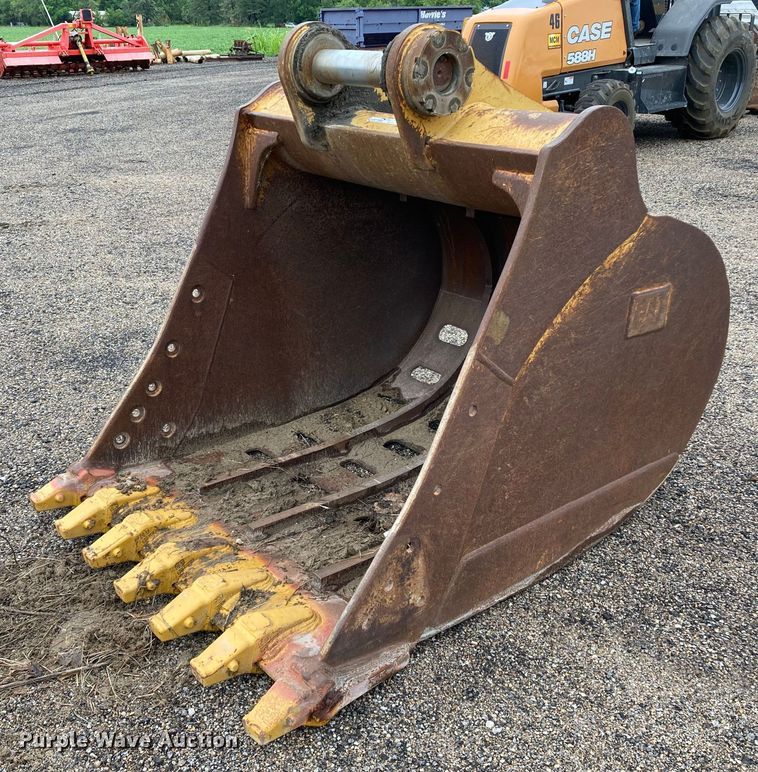 image for item HN9912 Caterpillar  54"W excavator bucket