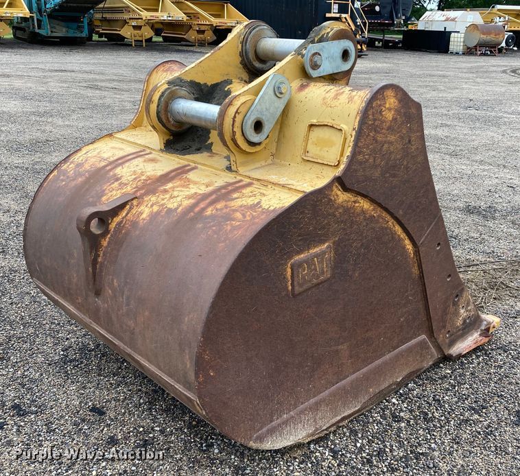 image for item HN9912 Caterpillar  54"W excavator bucket