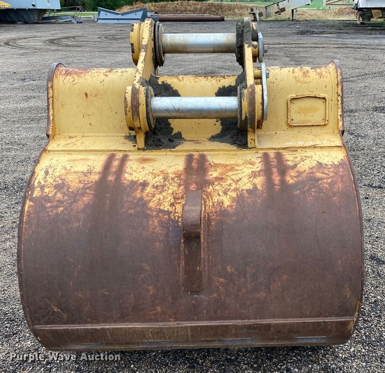 image for item HN9912 Caterpillar  54"W excavator bucket