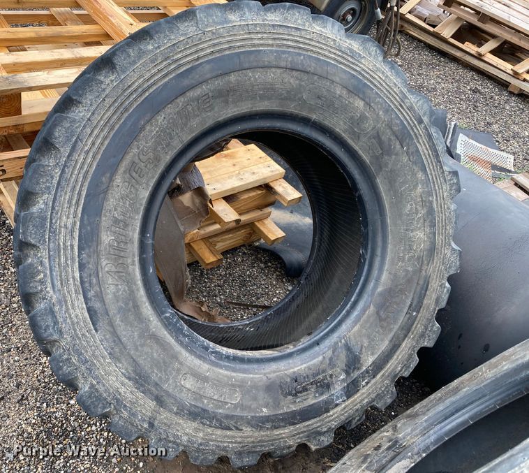 image for item HN9914 (6) motor grader tires