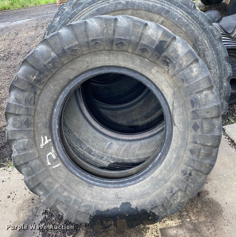 image for item HN9914 (6) motor grader tires