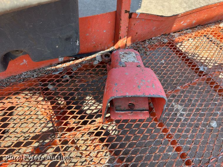 image for item II9241 2006 JLG 660SJ  boom lift