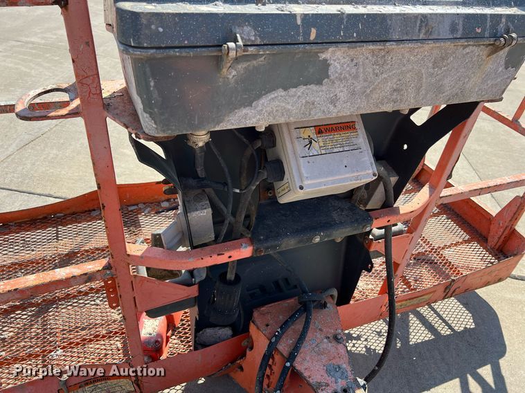 image for item II9241 2006 JLG 660SJ  boom lift