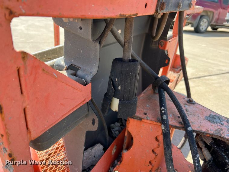 image for item II9241 2006 JLG 660SJ  boom lift