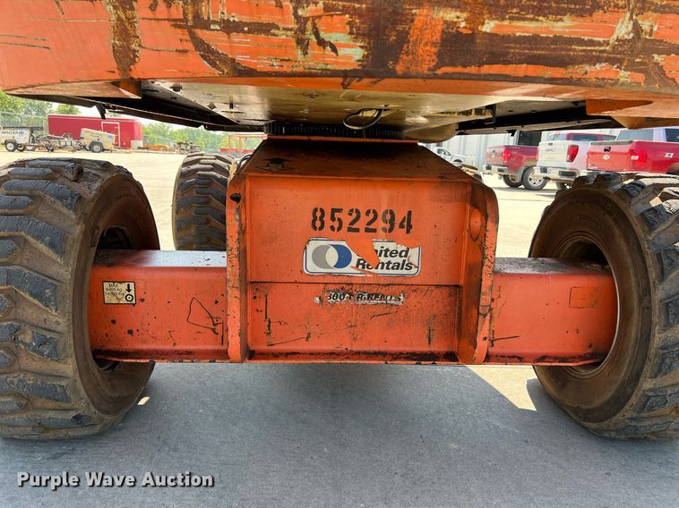 image for item II9241 2006 JLG 660SJ  boom lift