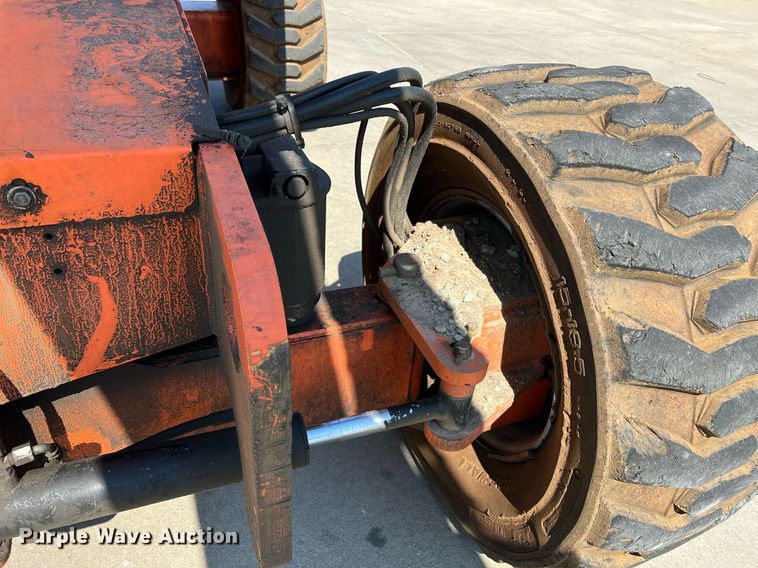 image for item II9241 2006 JLG 660SJ  boom lift