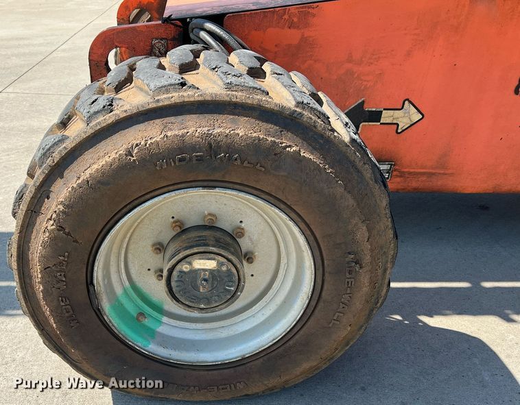 image for item II9241 2006 JLG 660SJ  boom lift