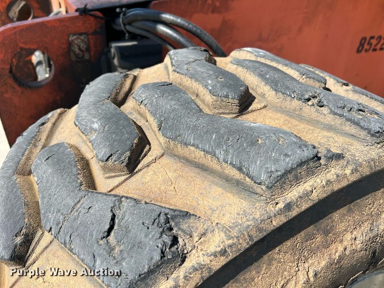 image for item II9241 2006 JLG 660SJ  boom lift