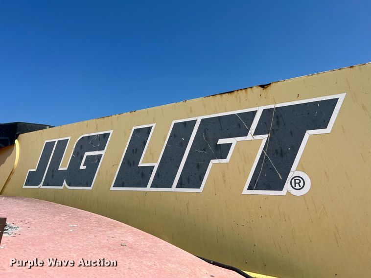 image for item II9241 2006 JLG 660SJ  boom lift