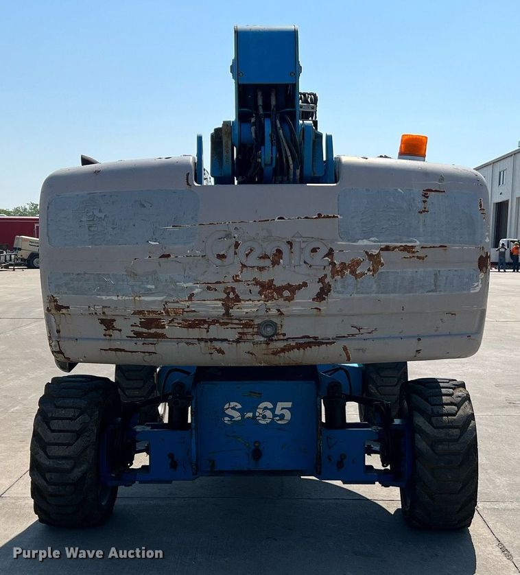 image for item II9242 2008 Genie S-65  boom lift