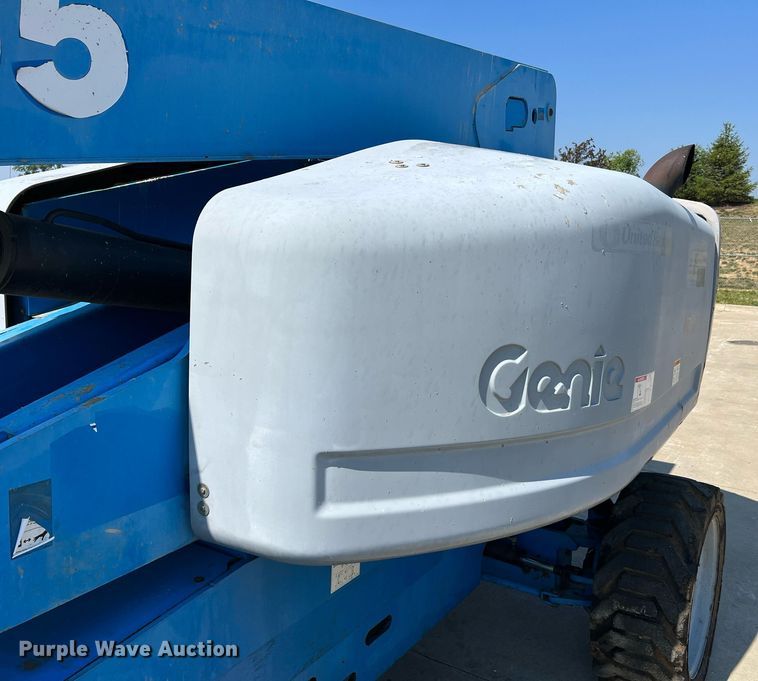 image for item II9242 2008 Genie S-65  boom lift