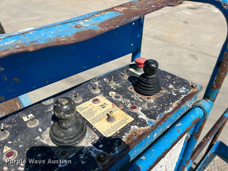 image for item II9242 2008 Genie S-65  boom lift