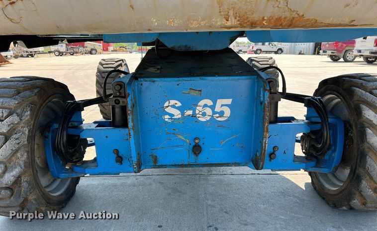 image for item II9242 2008 Genie S-65  boom lift