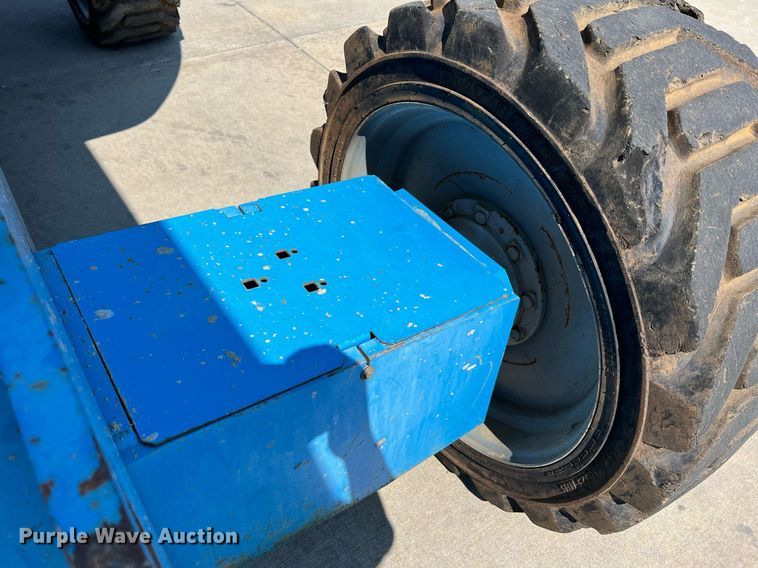 image for item II9242 2008 Genie S-65  boom lift