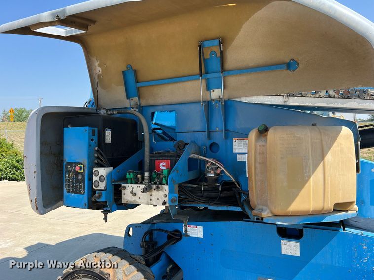 image for item II9242 2008 Genie S-65  boom lift