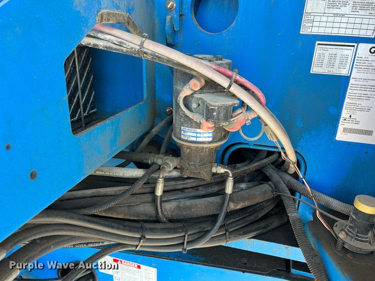 image for item II9242 2008 Genie S-65  boom lift