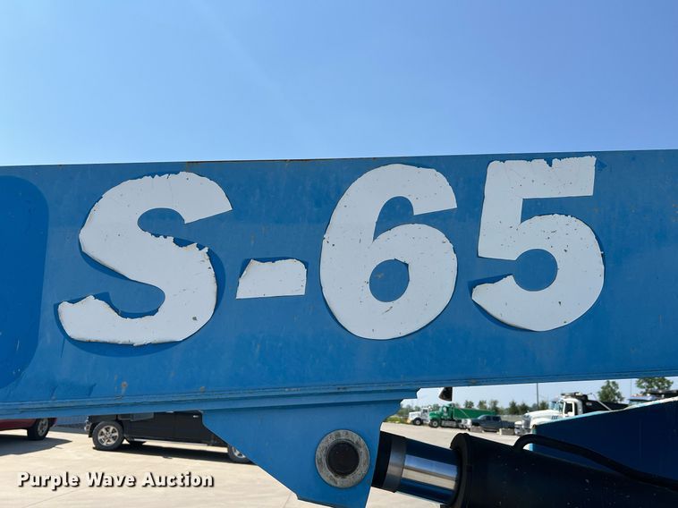 image for item II9242 2008 Genie S-65  boom lift