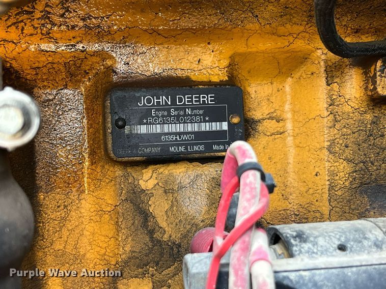 image for item II9243 2010 John Deere 824K  wheel loader
