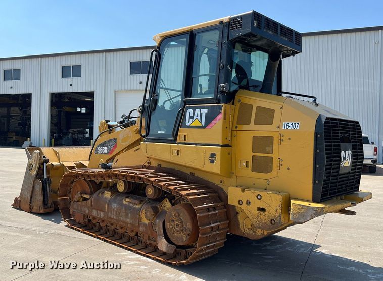 image for item II9244 2016 Caterpillar 963K  track loader