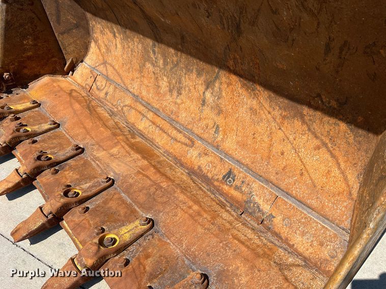 image for item II9244 2016 Caterpillar 963K  track loader