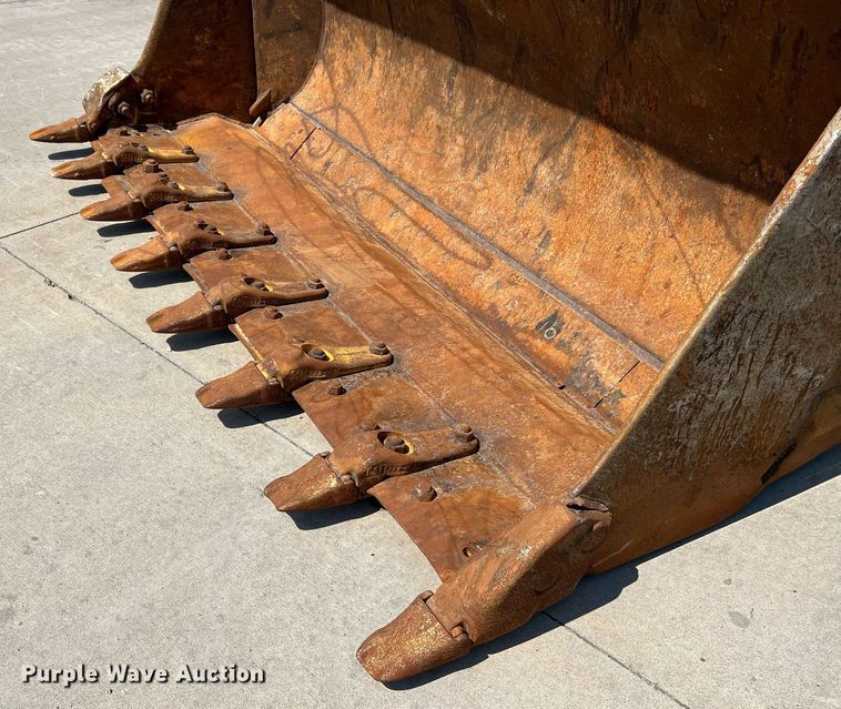 image for item II9244 2016 Caterpillar 963K  track loader