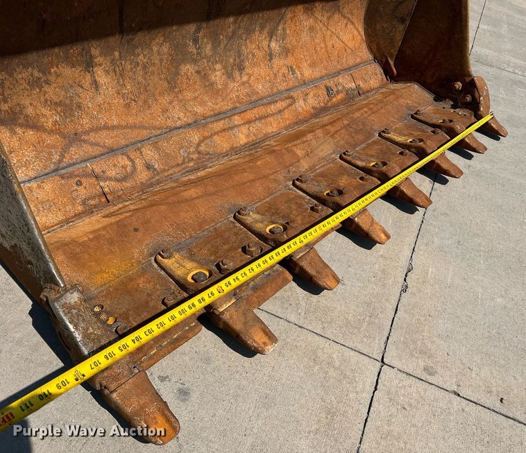 image for item II9244 2016 Caterpillar 963K  track loader