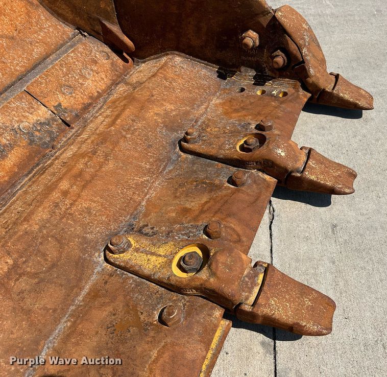 image for item II9244 2016 Caterpillar 963K  track loader