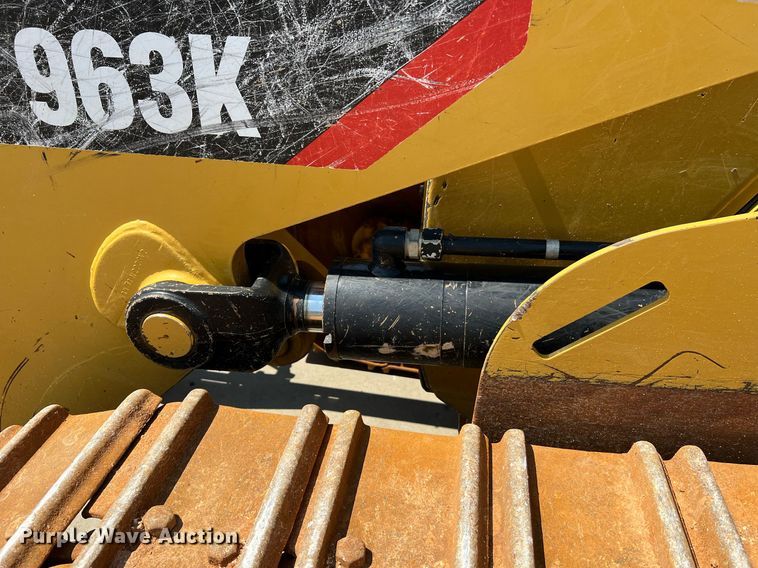 image for item II9244 2016 Caterpillar 963K  track loader