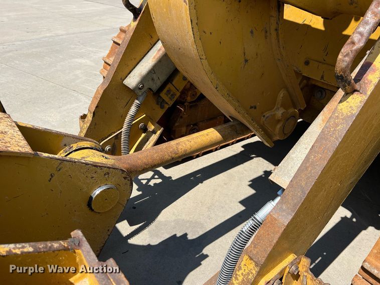 image for item II9244 2016 Caterpillar 963K  track loader