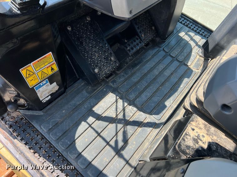 image for item II9244 2016 Caterpillar 963K  track loader